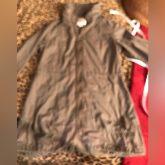 Mossimo Supply Co  size Medium green lightweight waterproof stadium jacket - Picture 7 of 12